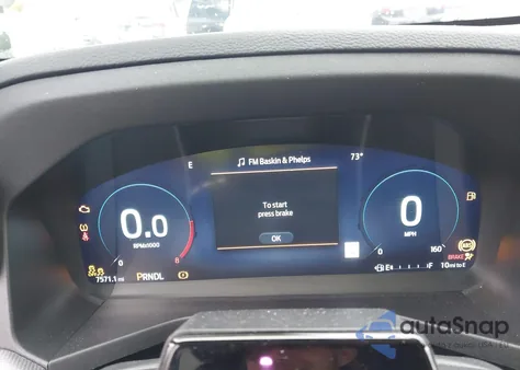 2025 Ford Explorer St-Line from USA, damaged, VIN 1FMUK8KH2SGA81005